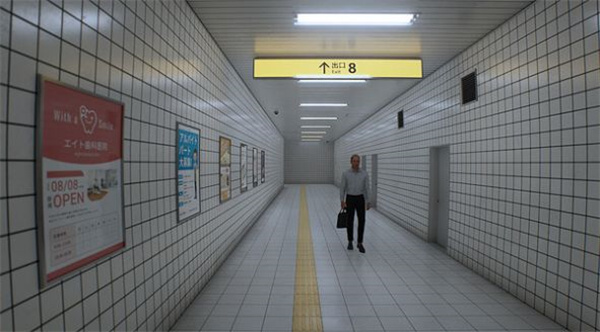 8番出口 8番出口