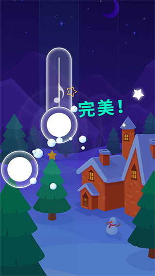 宝宝爱弹钢琴